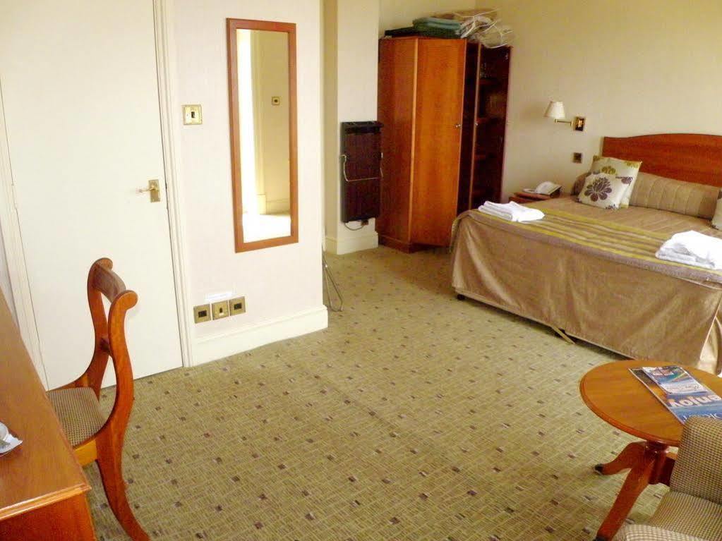 Hotel Miramar Bournemouth Buitenkant foto